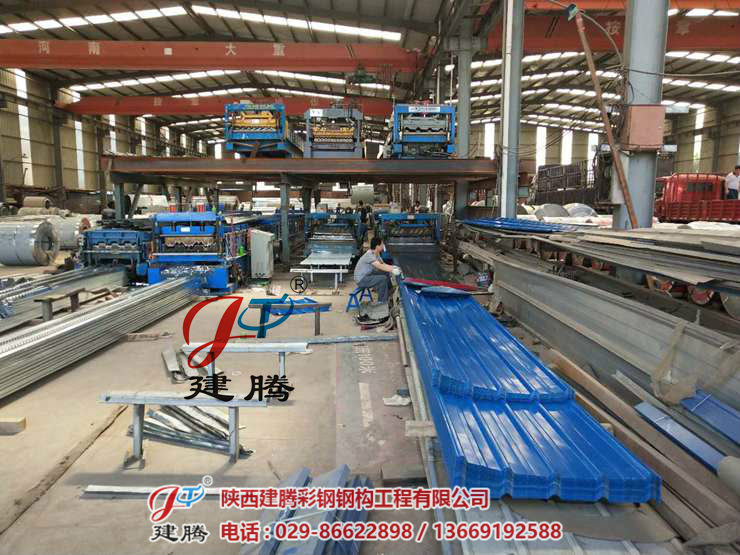 重庆莱胜钢结构有限公司材料采购两千米的镀锌C型钢和六千米的彩钢单板